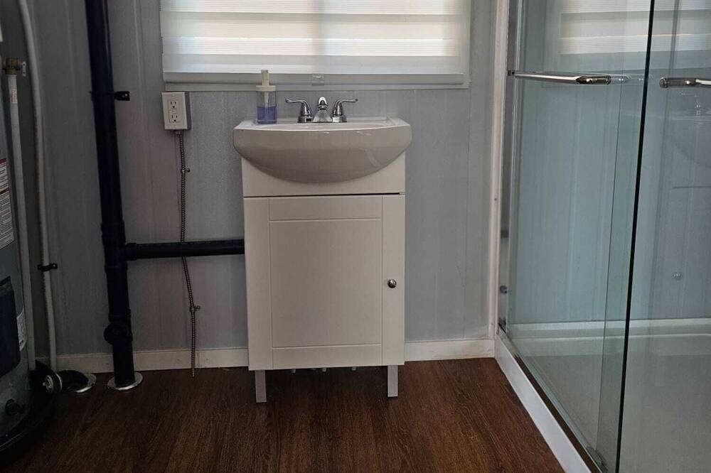 Photo of Bathroom in Sliammon