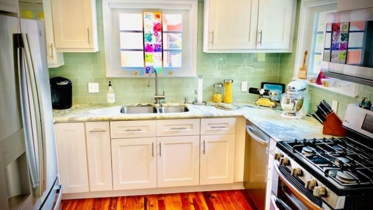 Photo of Kitchen in Parrot Cove