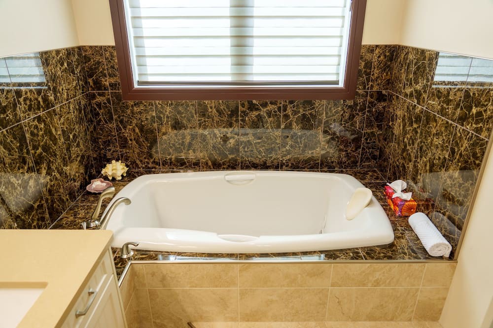 Photo of Bathroom in Central Alberta