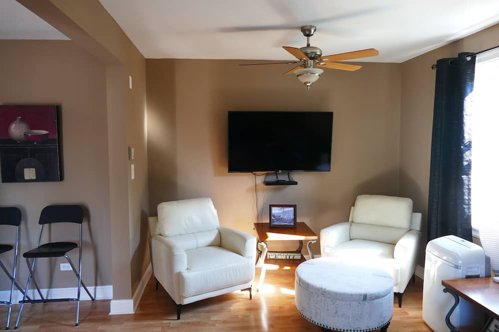 Photo of Livingroom in Castlegar