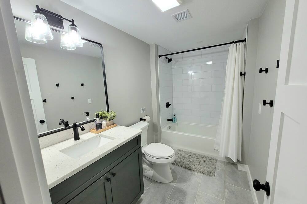 Photo of Bathroom in Bartlett