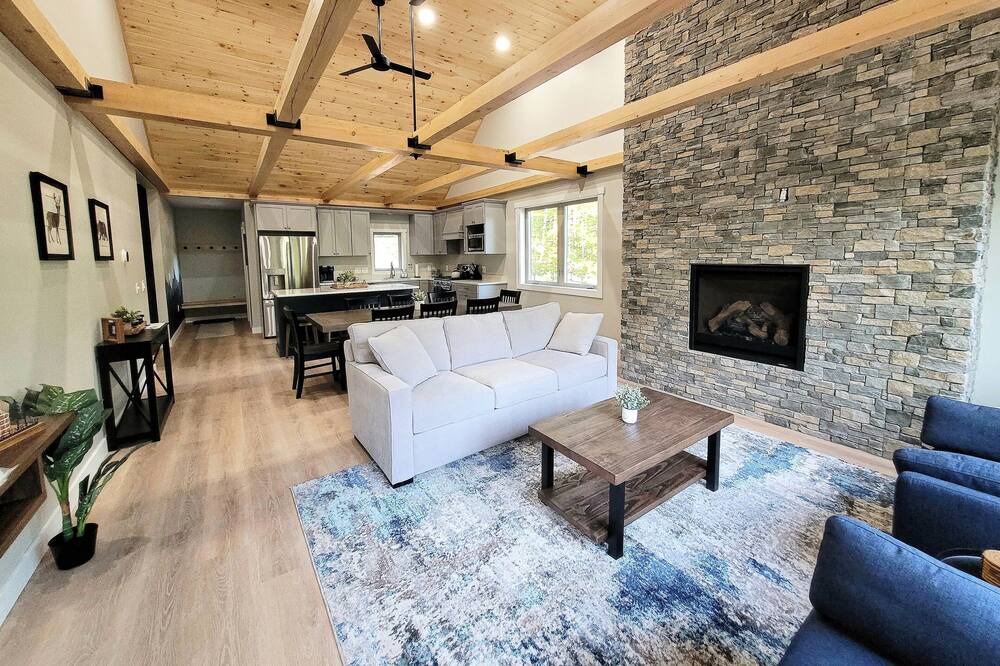 Photo of Livingroom in Bartlett