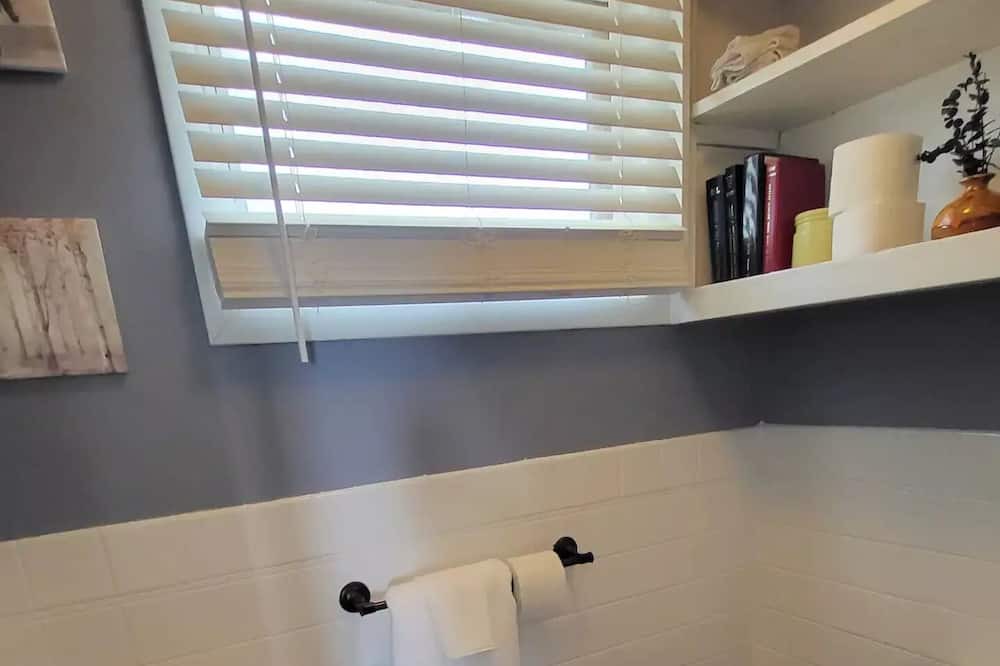 Photo of Bathroom in Mayfield Heights