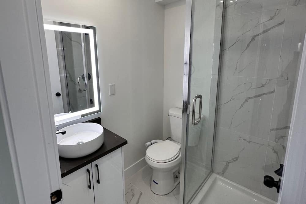 Photo of Bathroom in Delta