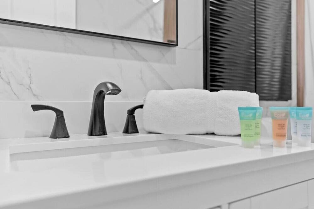 Photo of Bathroom in Beachway Estates