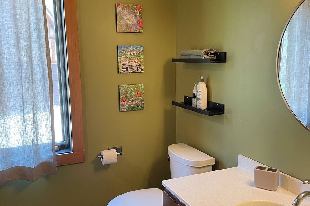 Photo of Bathroom in Crested Butte South