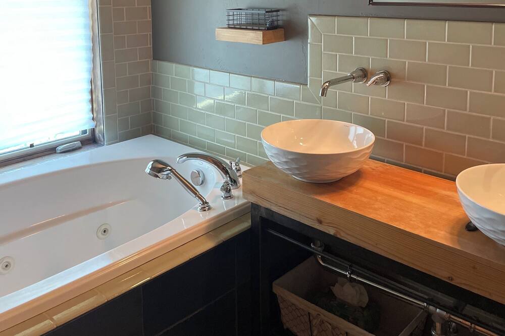 Photo of Bathroom in Crested Butte South