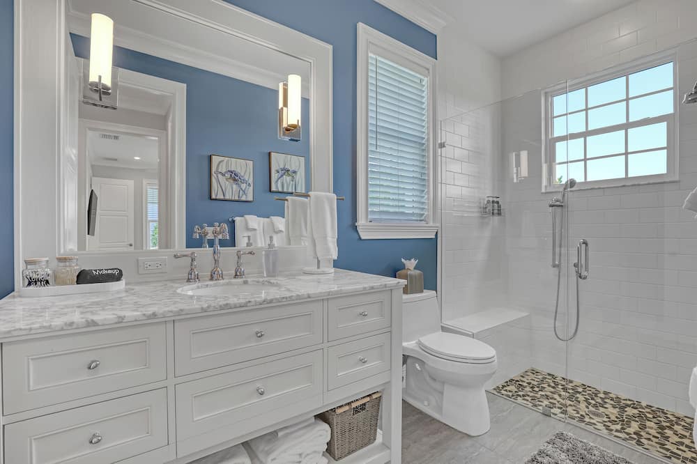 Photo of Bathroom in Juno Beach