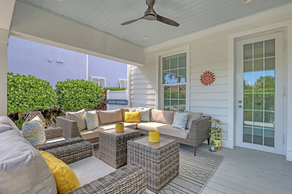Photo of Patio Balcony in Juno Beach