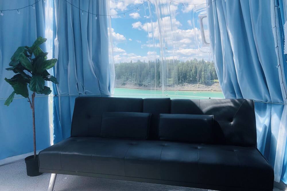 Photo of Livingroom in Bighorn No. 8