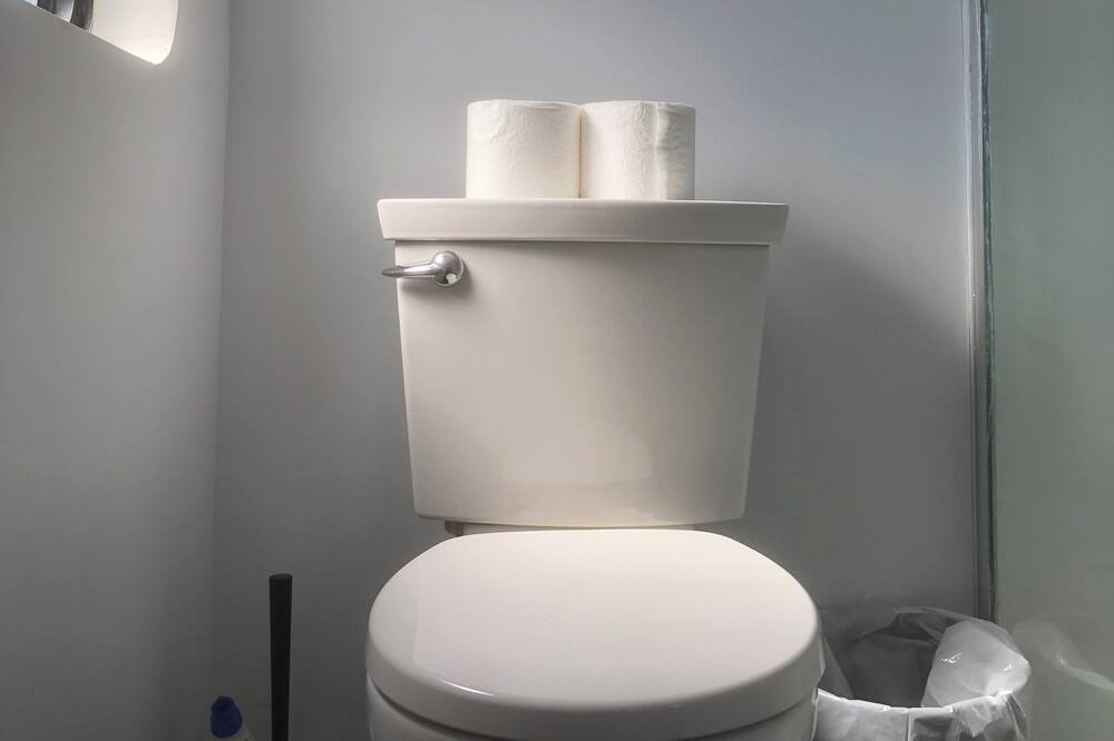 Photo of Bathroom in Bighorn No. 8
