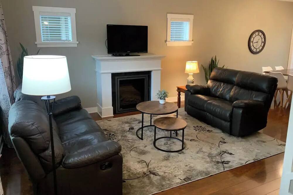 Photo of Livingroom in Langford