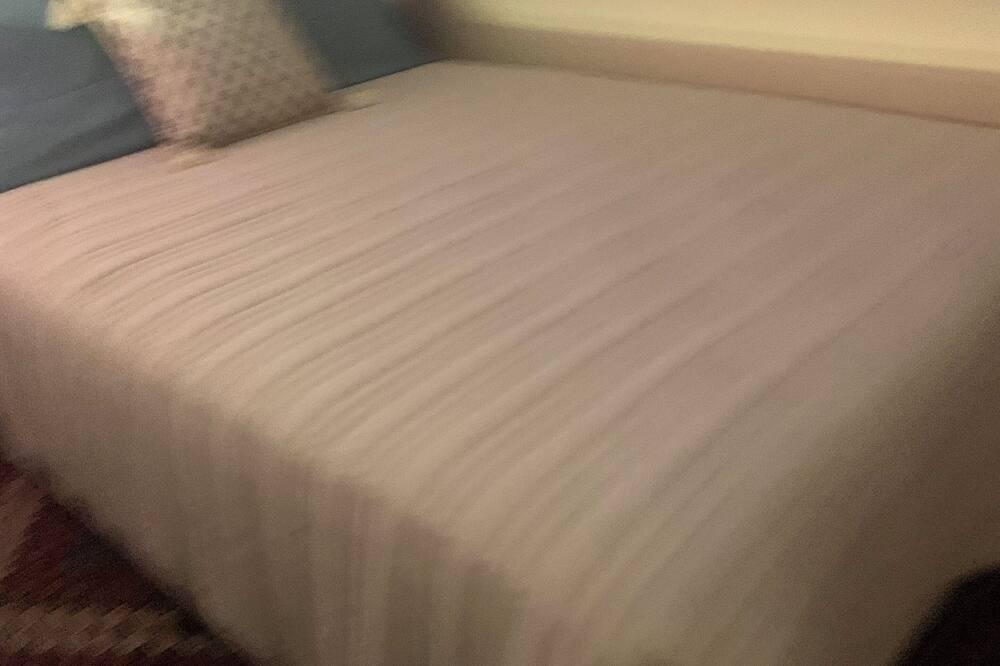 Photo of Bedroom in Calahoo