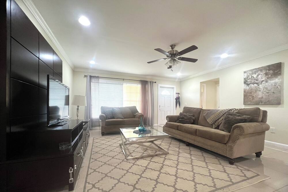 Photo of Livingroom in Boca Raton