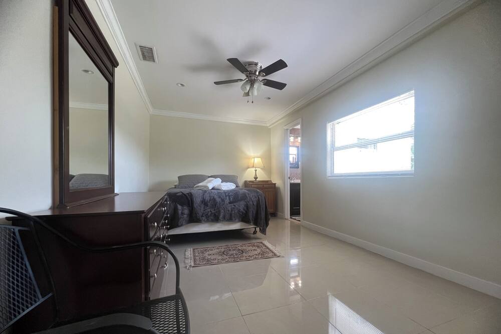 Photo of Bedroom in Boca Raton