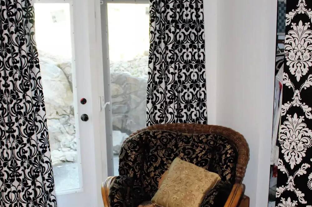 Photo of Livingroom in Shawnigan Lake