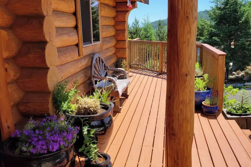 Photo of Patio Balcony in Shawnigan Lake