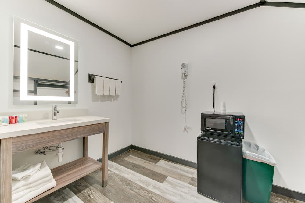 Photo of Bathroom in Lewis