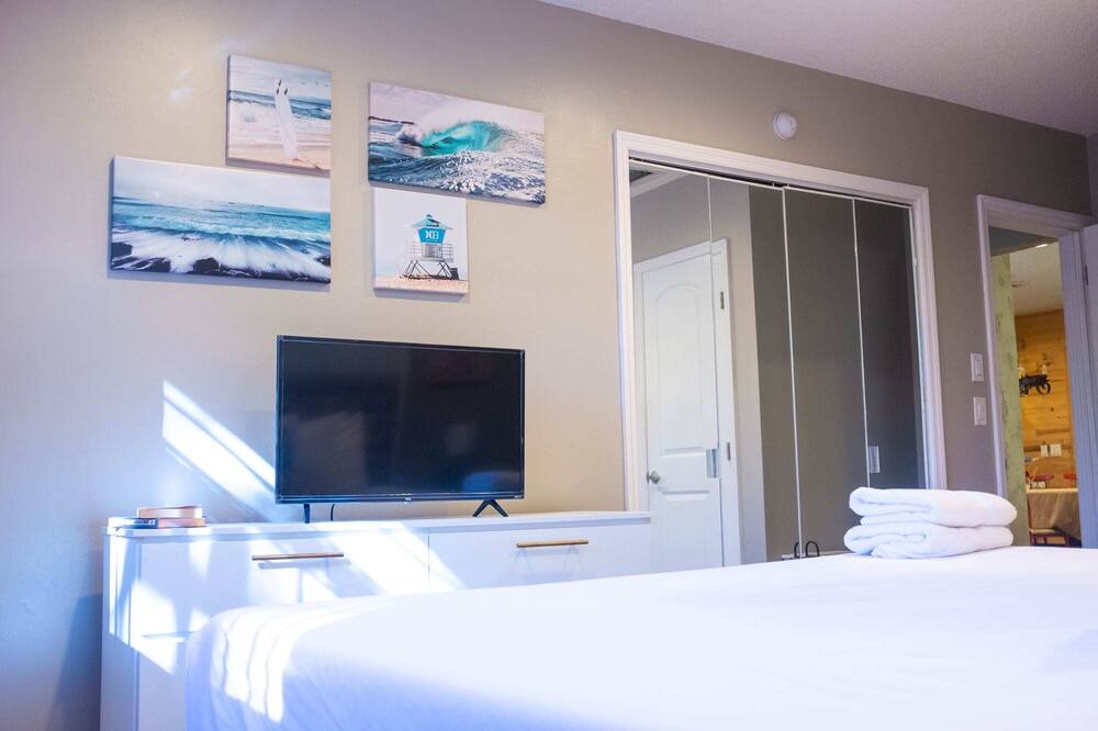 Photo of Bedroom in Beachway Estates