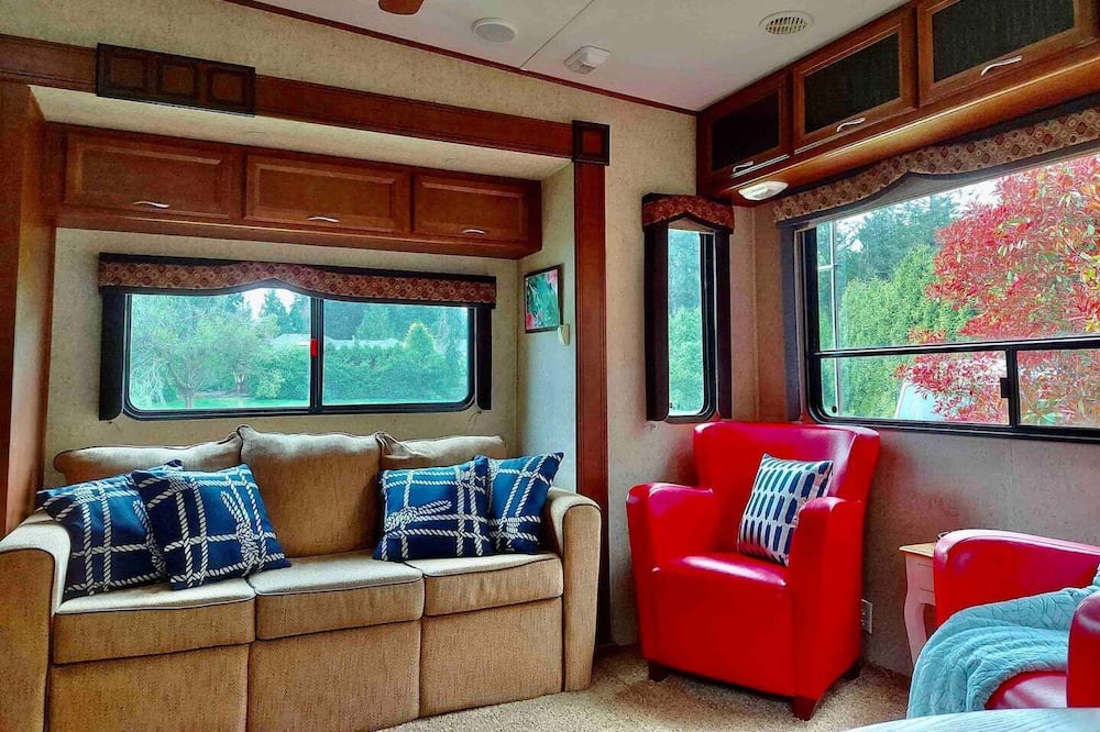 Photo of Livingroom in Surrey
