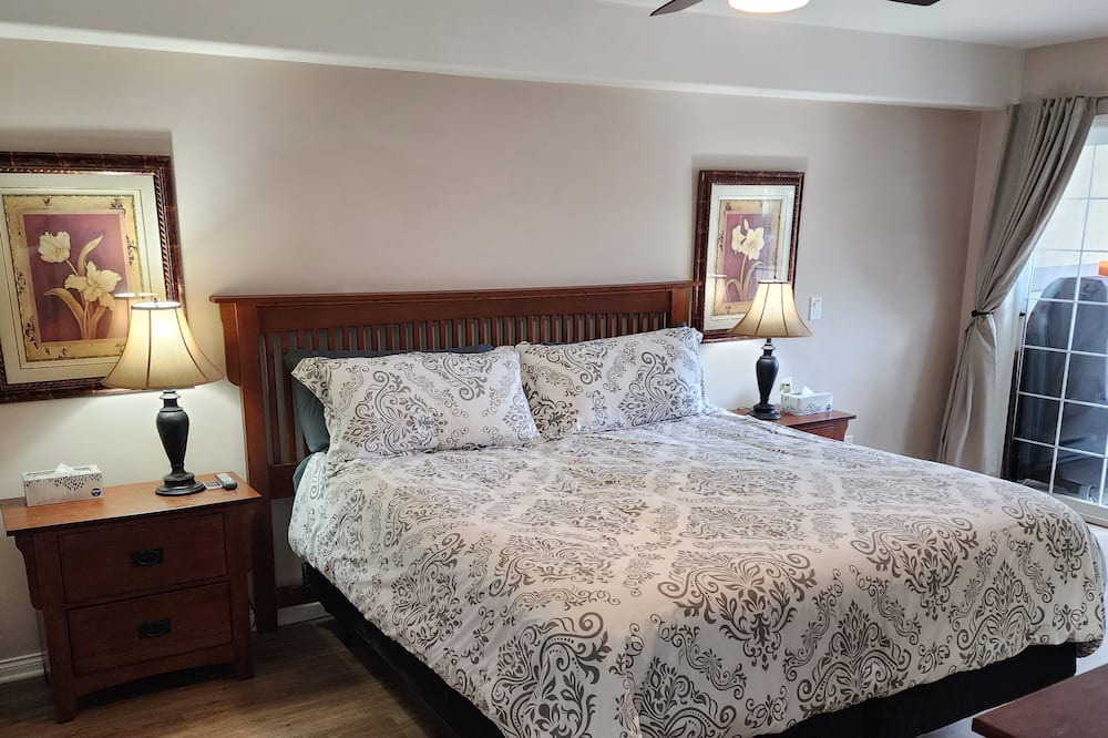 Photo of Bedroom in Okanagan-Similkameen