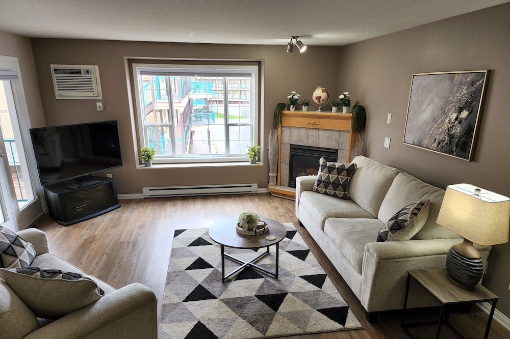 Photo of Livingroom in Okanagan-Similkameen