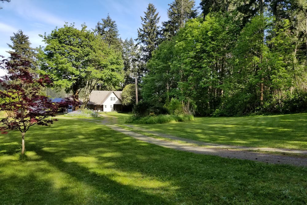 Photo of Outdoor in Yellow Point