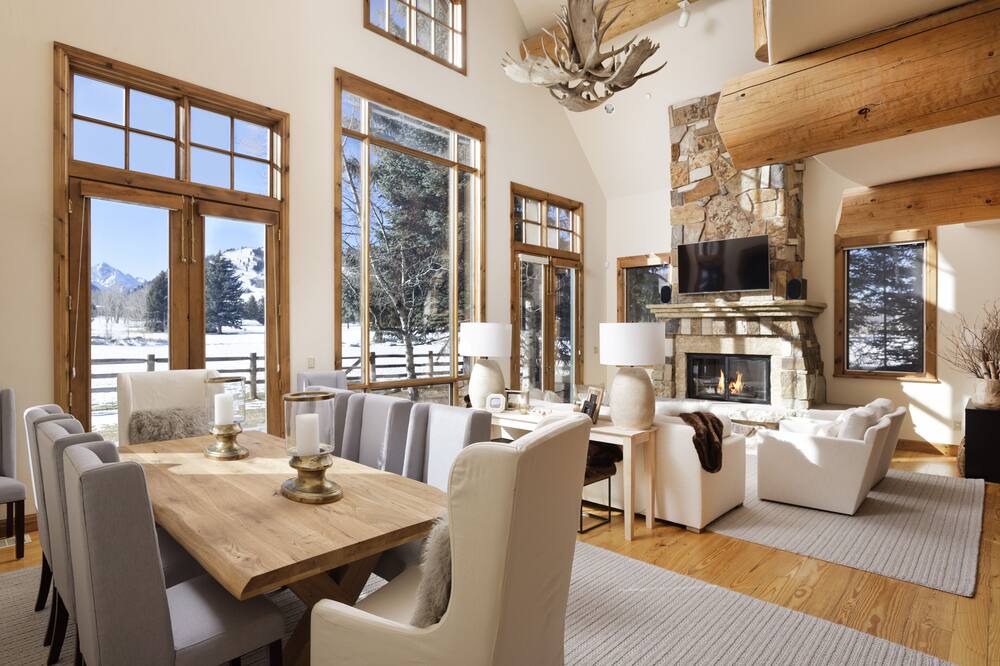Photo of Livingroom in Aspen