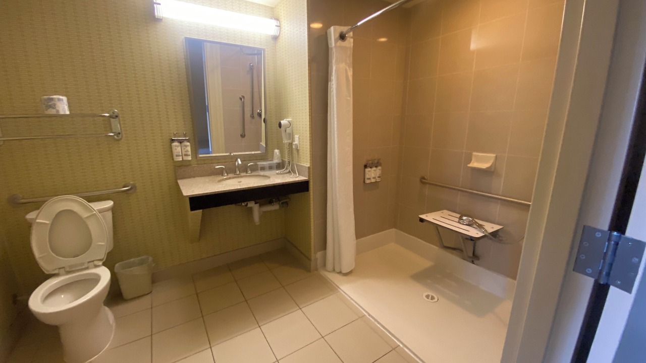 Photo of Bathroom in Fort Saskatchewan