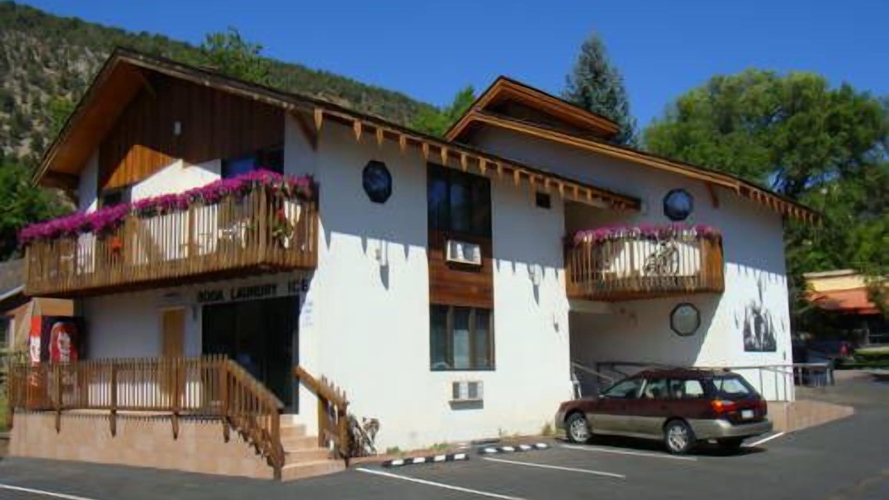 Photo of Others in Glenwood Springs
