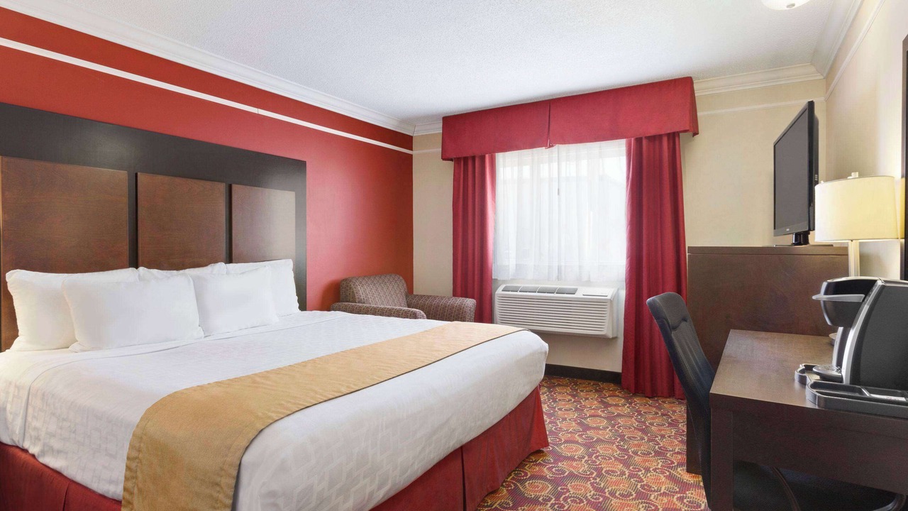 Photo of Bedroom in Meadow Lake