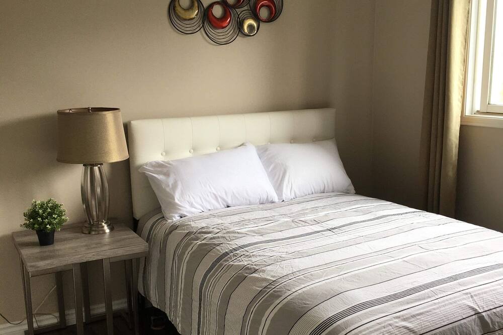 Photo of Bedroom in Rocky Mountain House