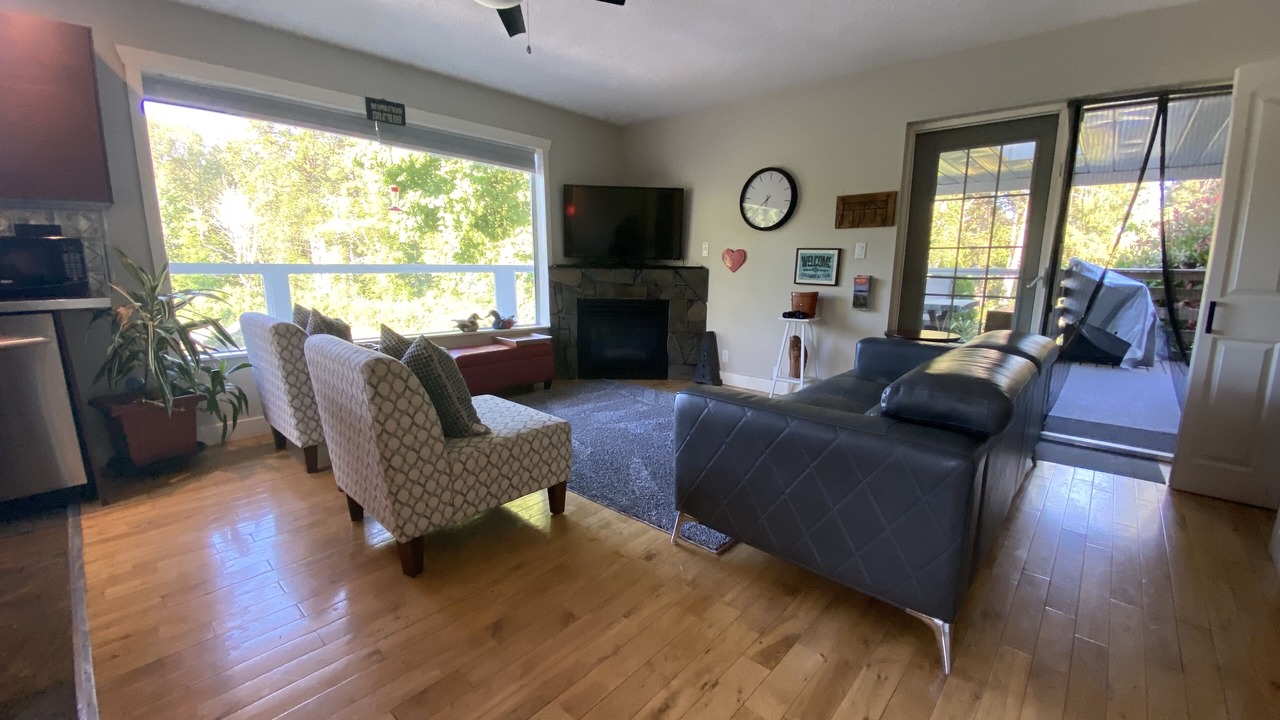 Photo of Livingroom in Regional District of Nanaimo