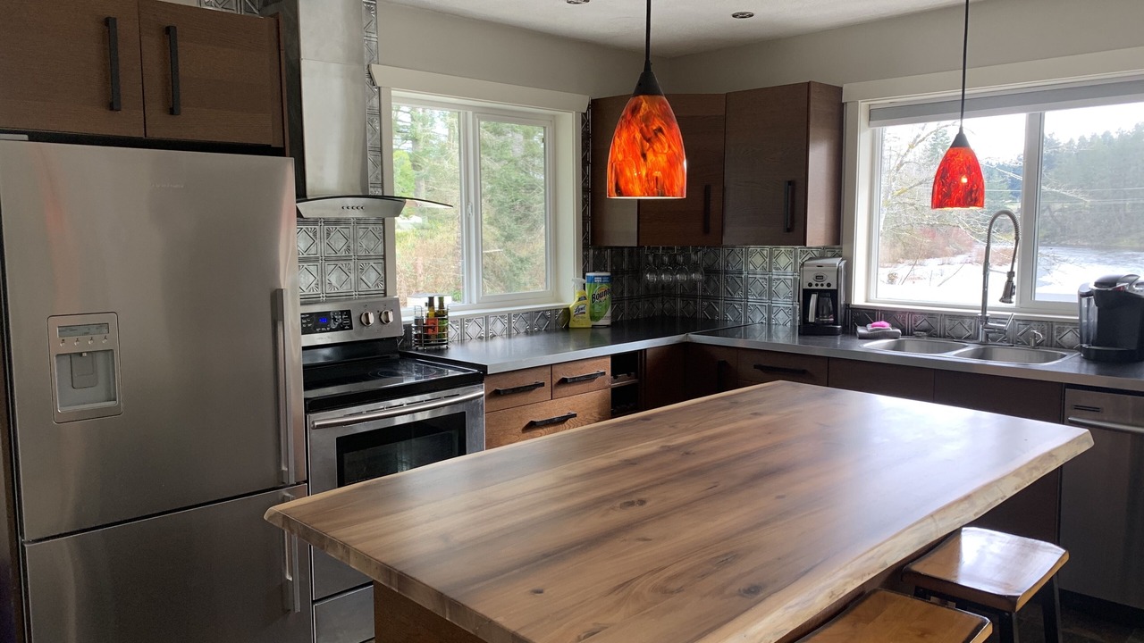 Photo of Kitchen in Regional District of Nanaimo