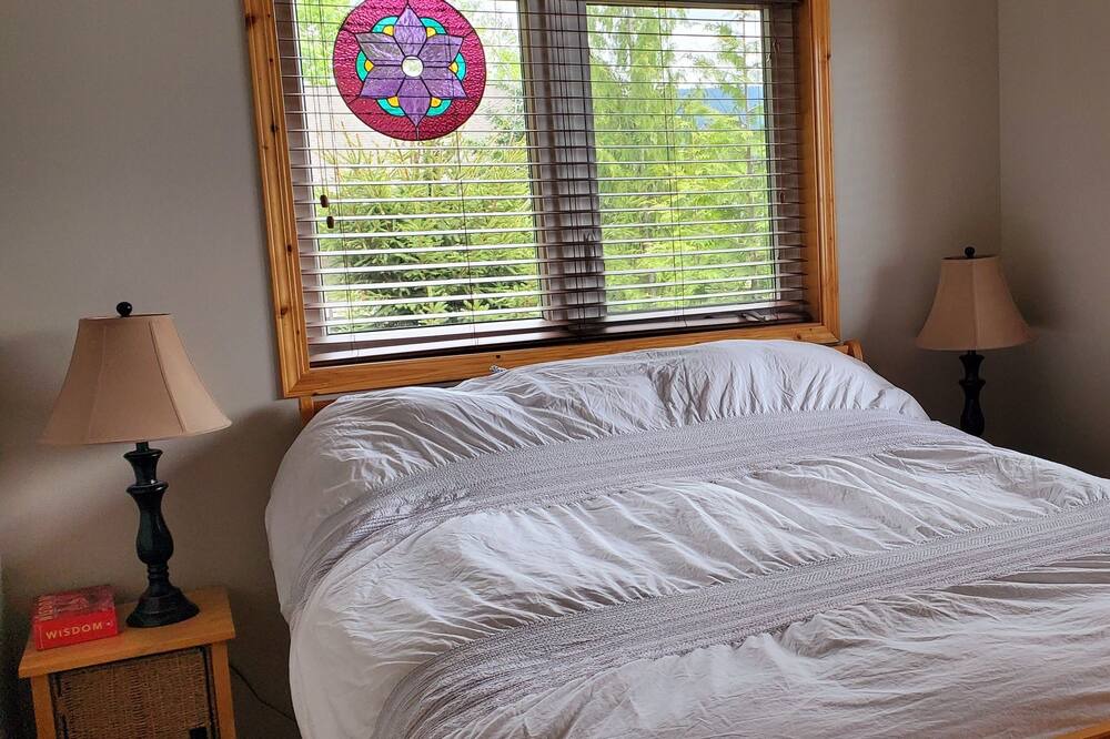 Photo of Bedroom in Anglemont