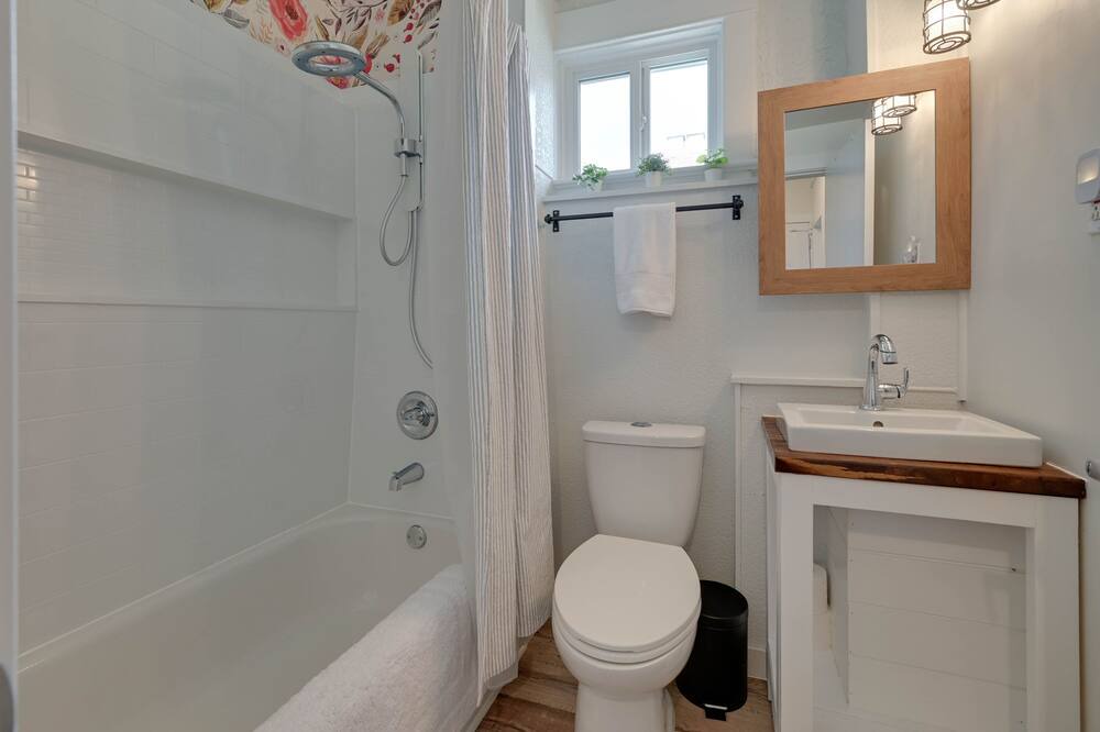 Photo of Bathroom in Saskatoon Downtown