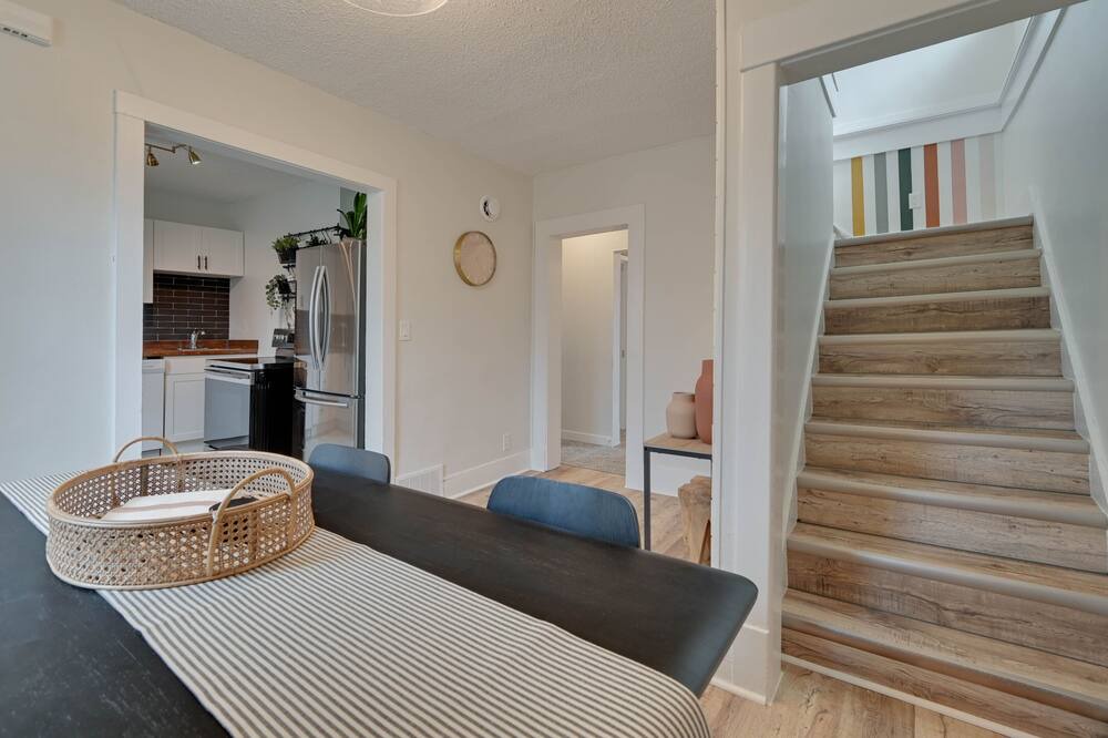 Photo of Livingroom in Saskatoon Downtown