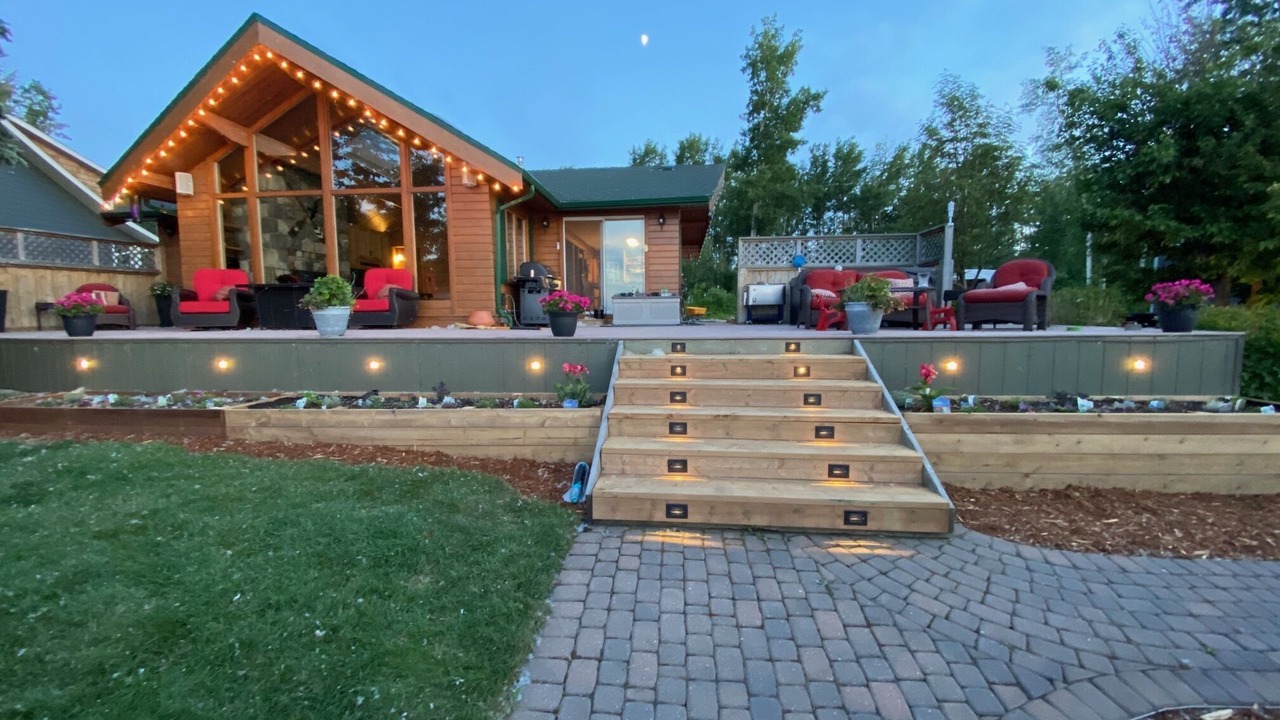 Photo of Patio Balcony in Markerville
