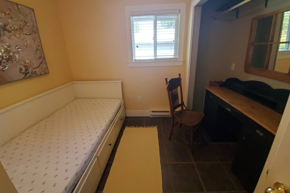 Photo of Bedroom in Shawnigan Lake