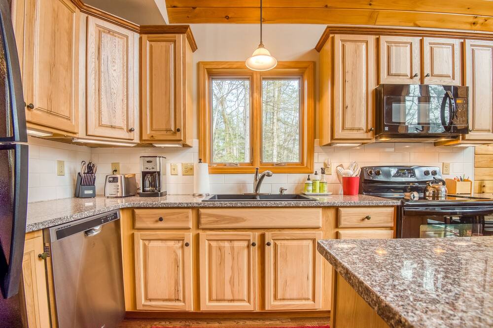 Photo of Kitchen in Birchview by the Saco