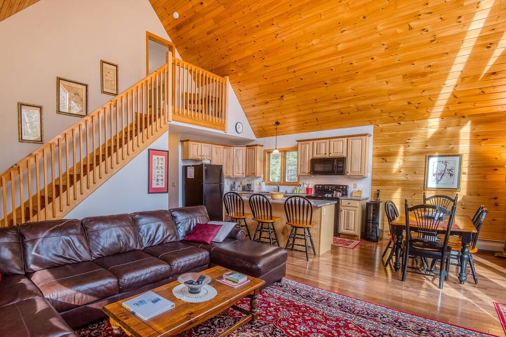 Photo of Bedroom in Birchview by the Saco