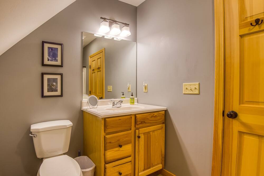 Photo of Bathroom in Birchview by the Saco