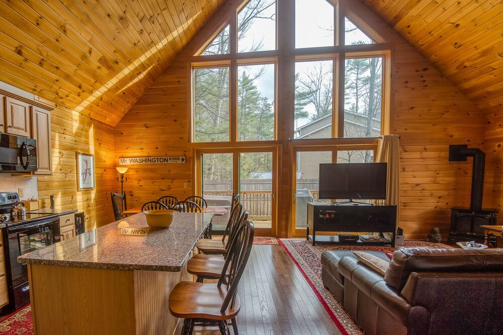 Photo of Bedroom in Birchview by the Saco