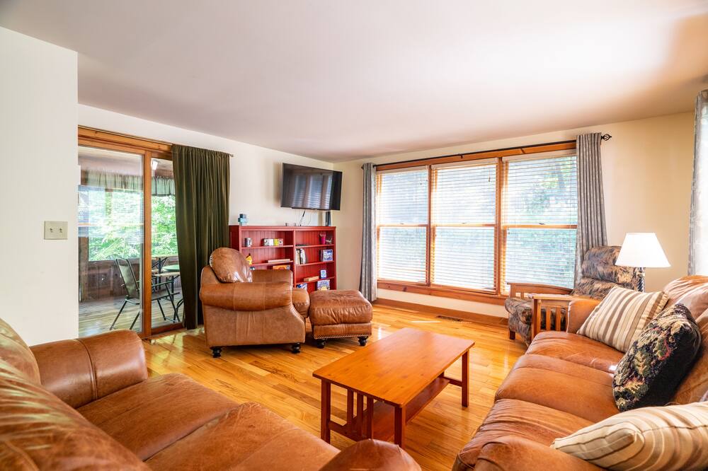 Photo of Livingroom in Westmore