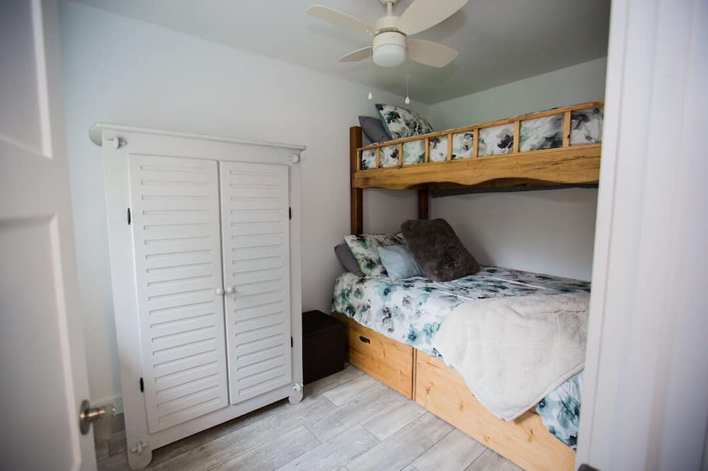 Photo of Bedroom in Gull Lake