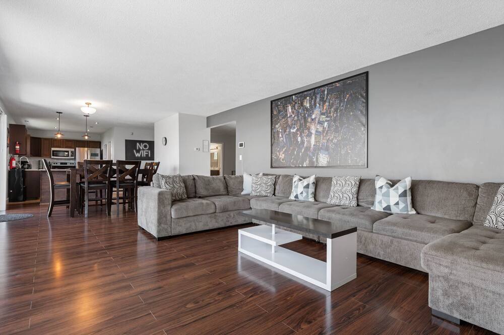 Photo of Livingroom in Promontory