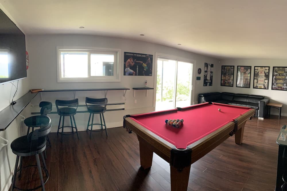 Photo of Bedroom in Promontory