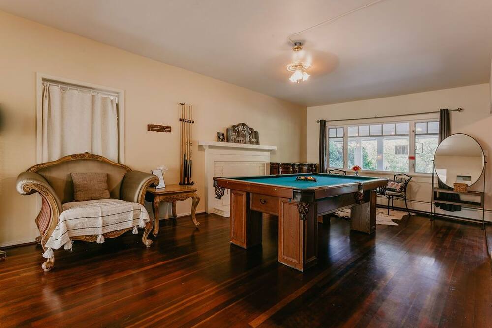 Photo of Bedroom in Kerrisdale