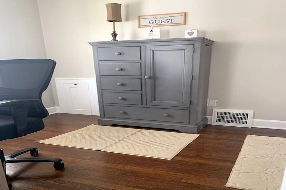 Photo of Bedroom in Twinsburg
