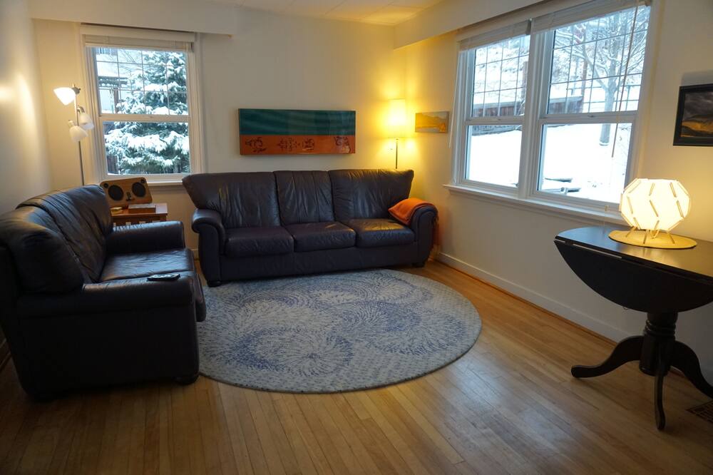 Photo of Livingroom in Nelson